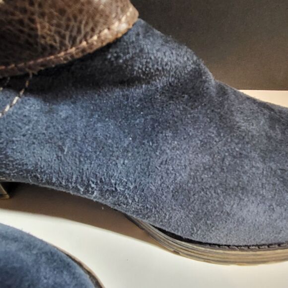 Naturilizer Blue Suede Boots - Picture 9 of 11